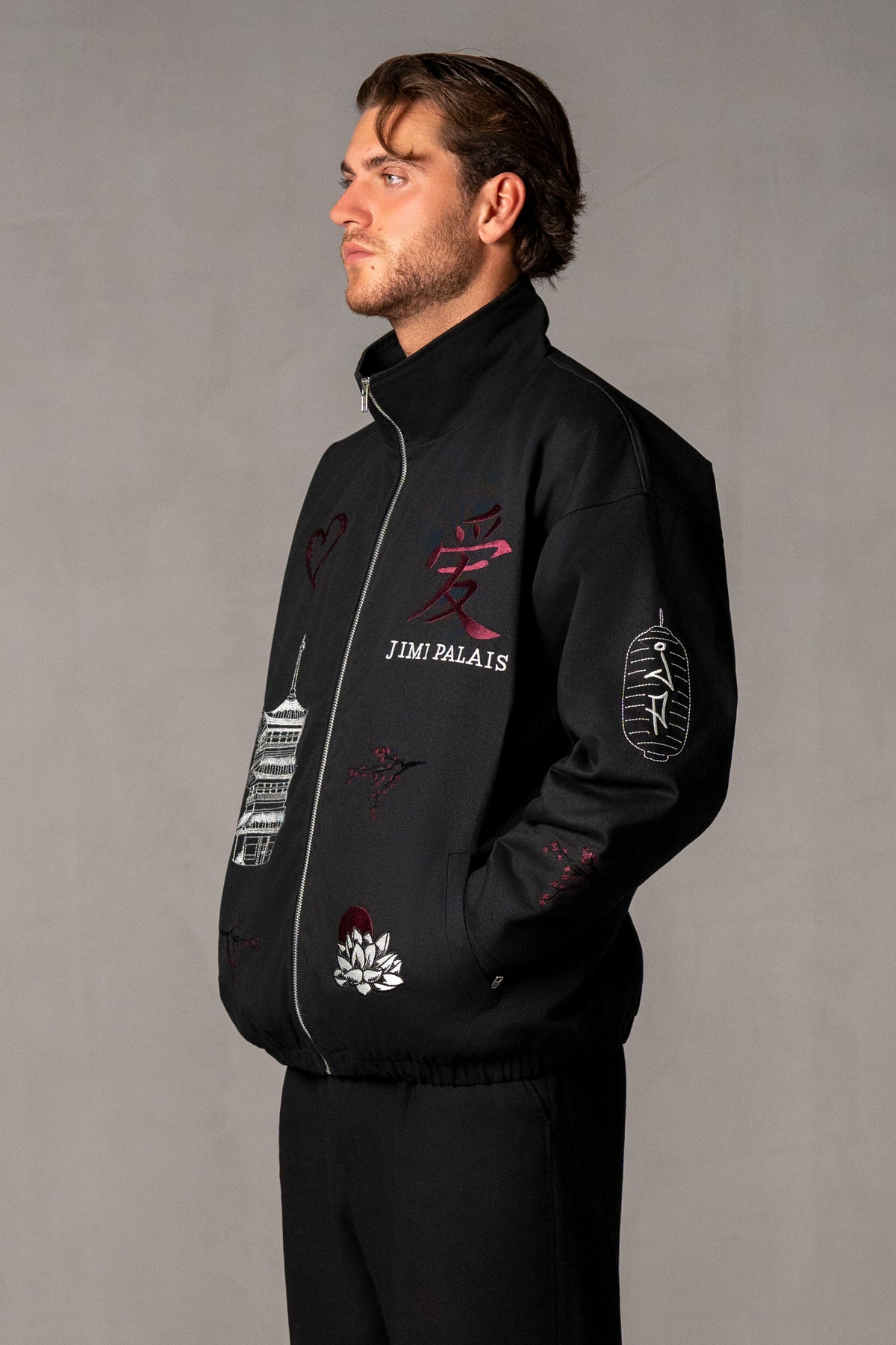 Herren Jacke mit japanischen Stickereien – Schwarz, Seitenansicht