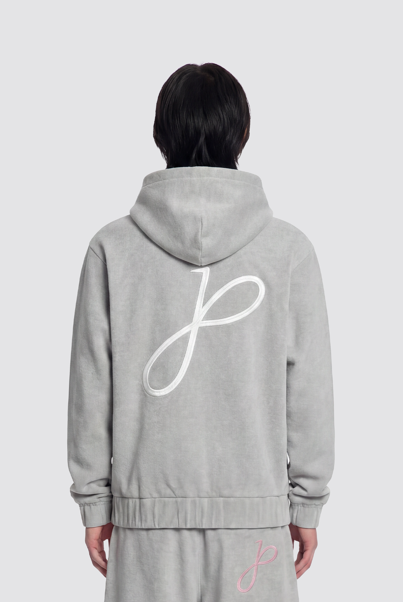 Hoodie mit J Monogramm vorne und großem Print auf der Rückseite