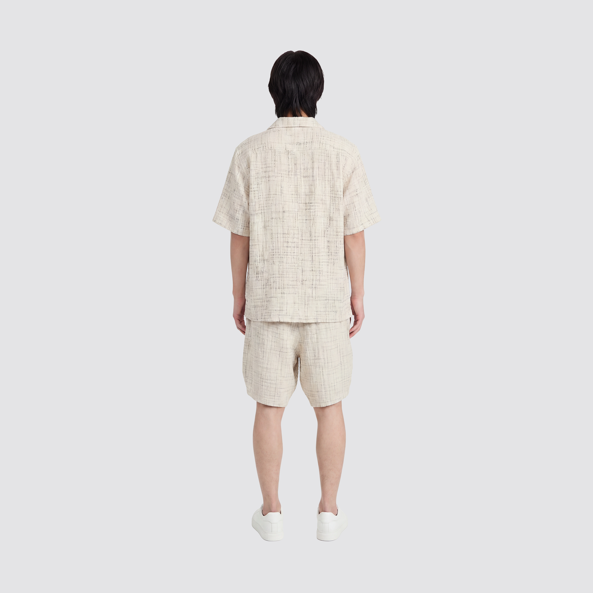 Weiße Velours Short mit Karomuster