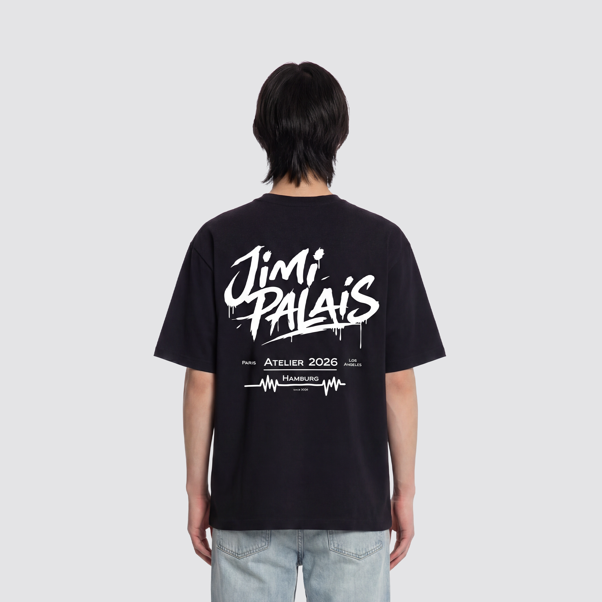 Oversized T Shirt mit kleinem Brustprint und Graffiti Rückenprint