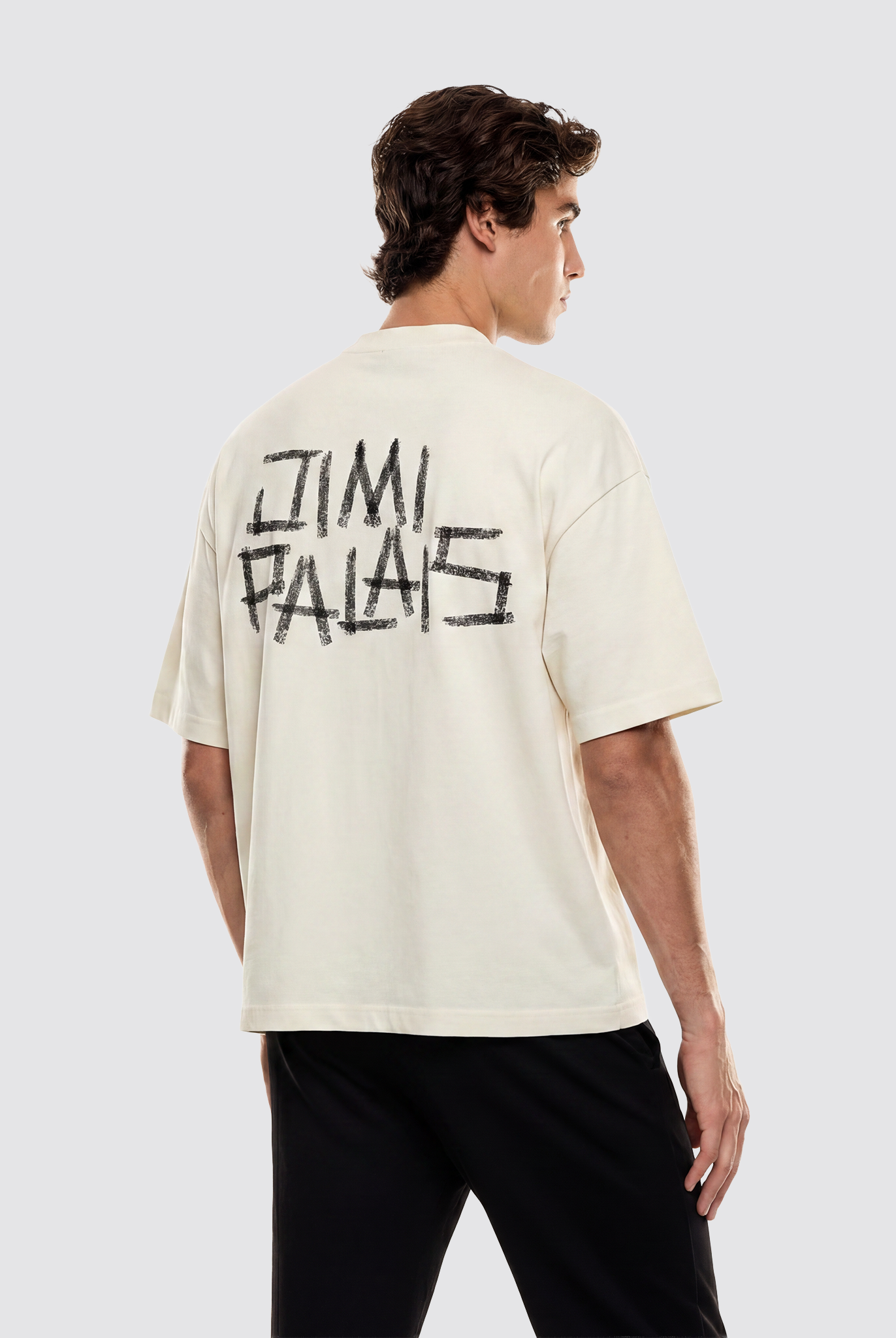 T-Shirt mit Reifenspuren-Backprint, JIMI PALAIS Textmotiv auf Rücken und Brust sowie Patch-Label auf der Vorderseite