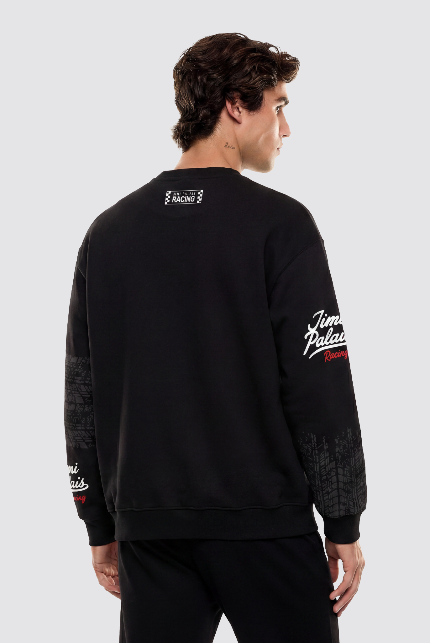 Schwarzer Baumwollpullover mit Applikationen und Frontprint auf der Vorderseite