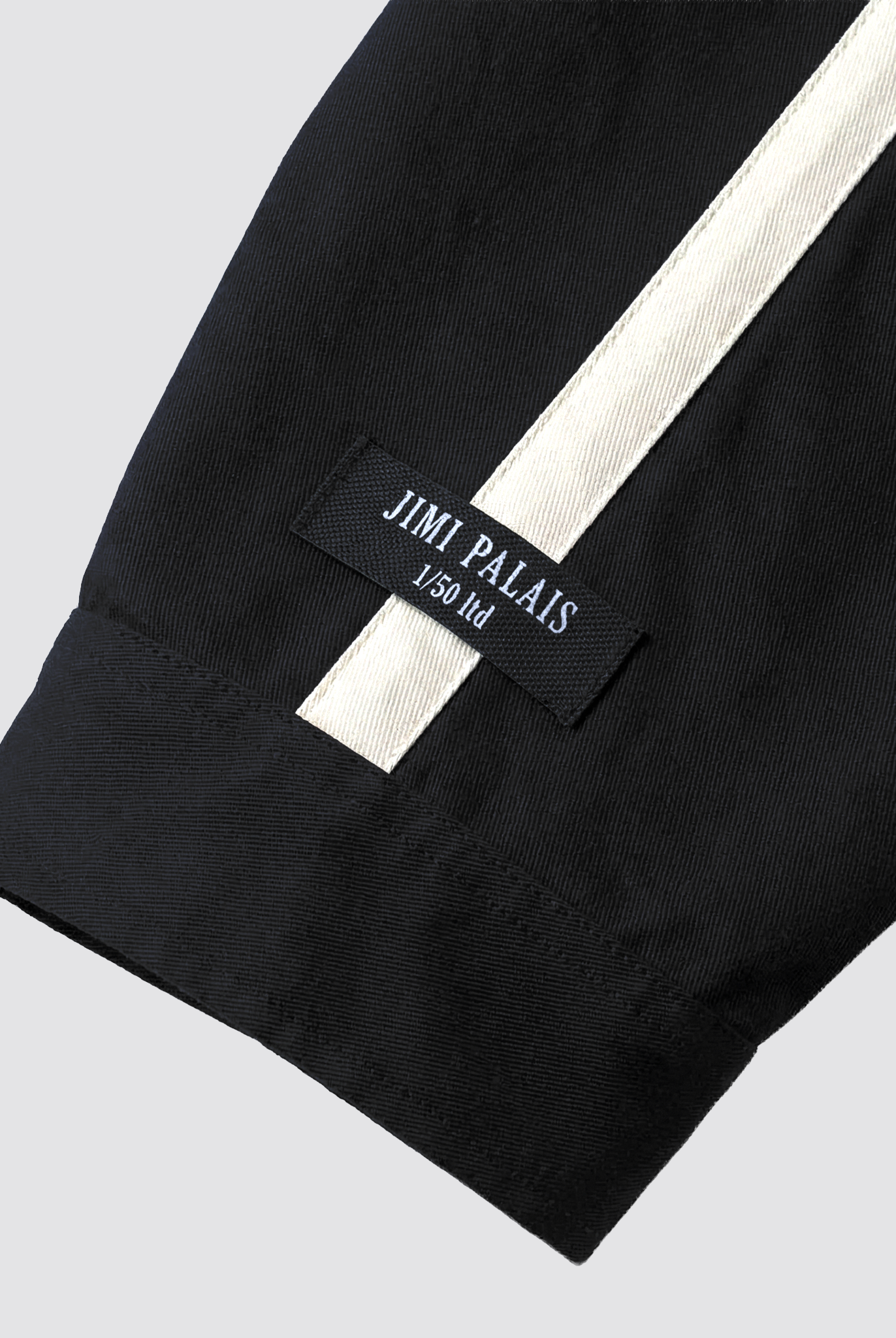 Hochwertige Stickerei „Jimi Palais“