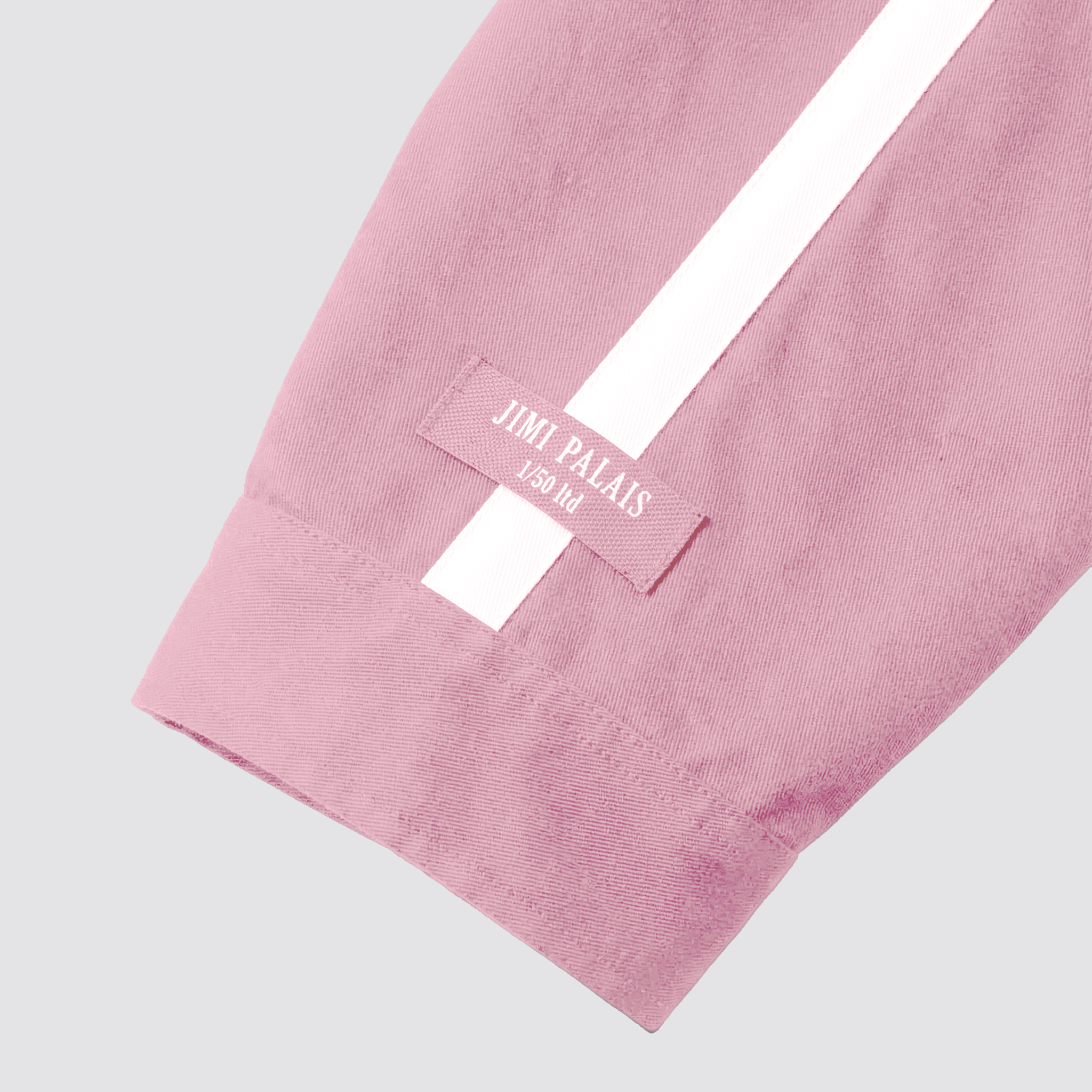 Hochwertige Stickerei „Jimi Palais“