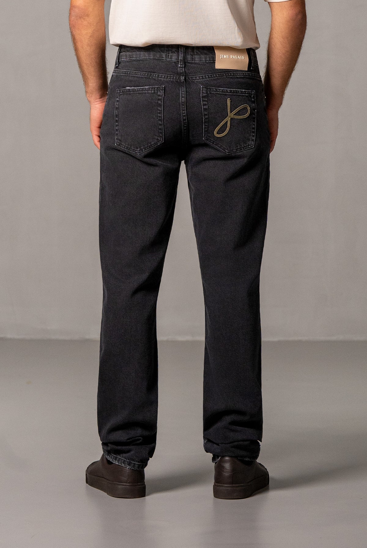 Herren Jeans Schwarz mit JIMI PALAIS Monogramm-Patches – Schwarz, Rückansicht