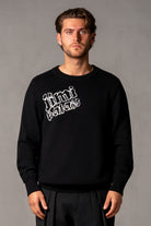 Herren Strick-Sweater mit JIMI PALAIS Jacquard-Logo – Schwarz, Vorderansicht