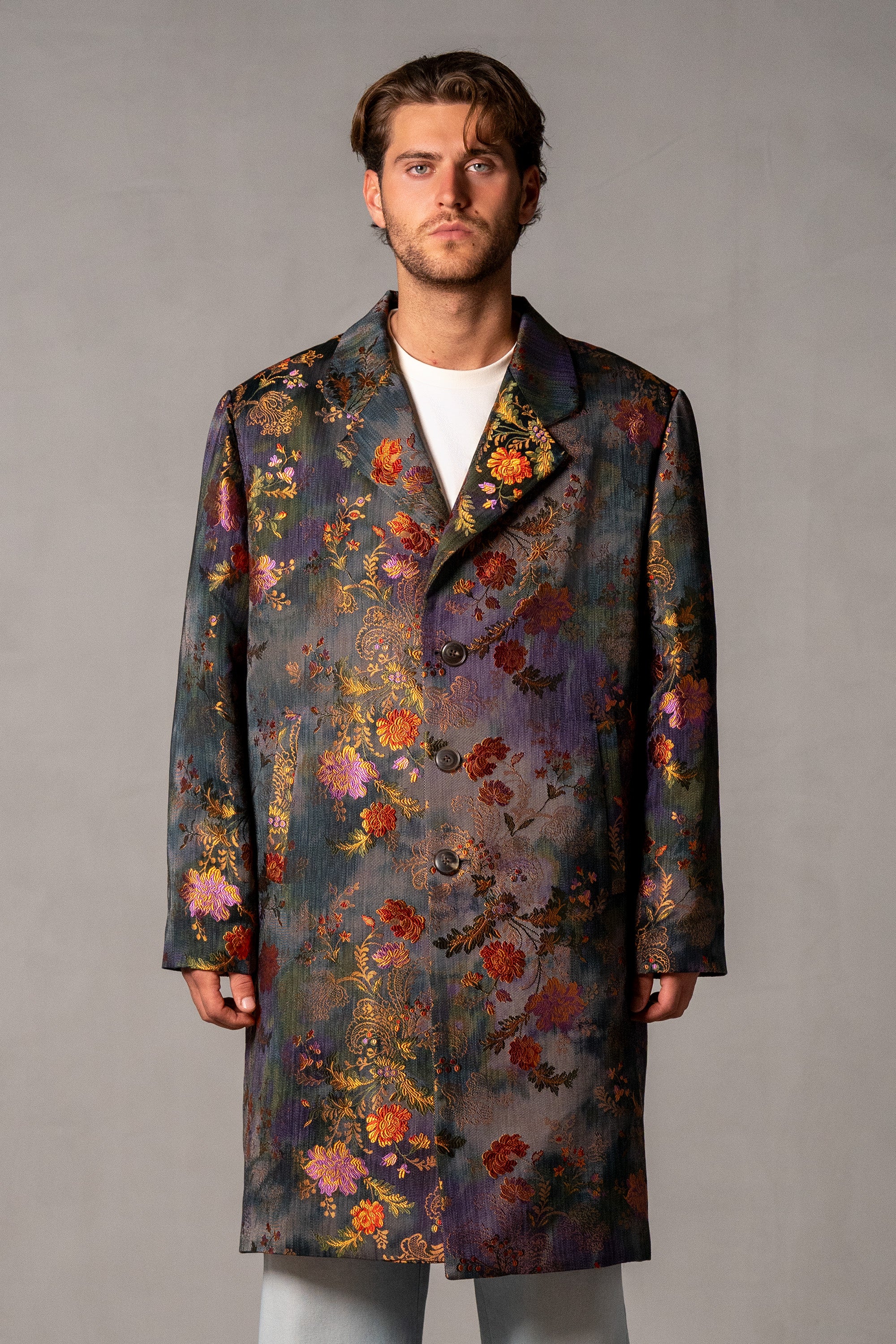 Herren Mantel mit japanischem Blumen-Jacquard – Blumenmuster, Vorderansicht
