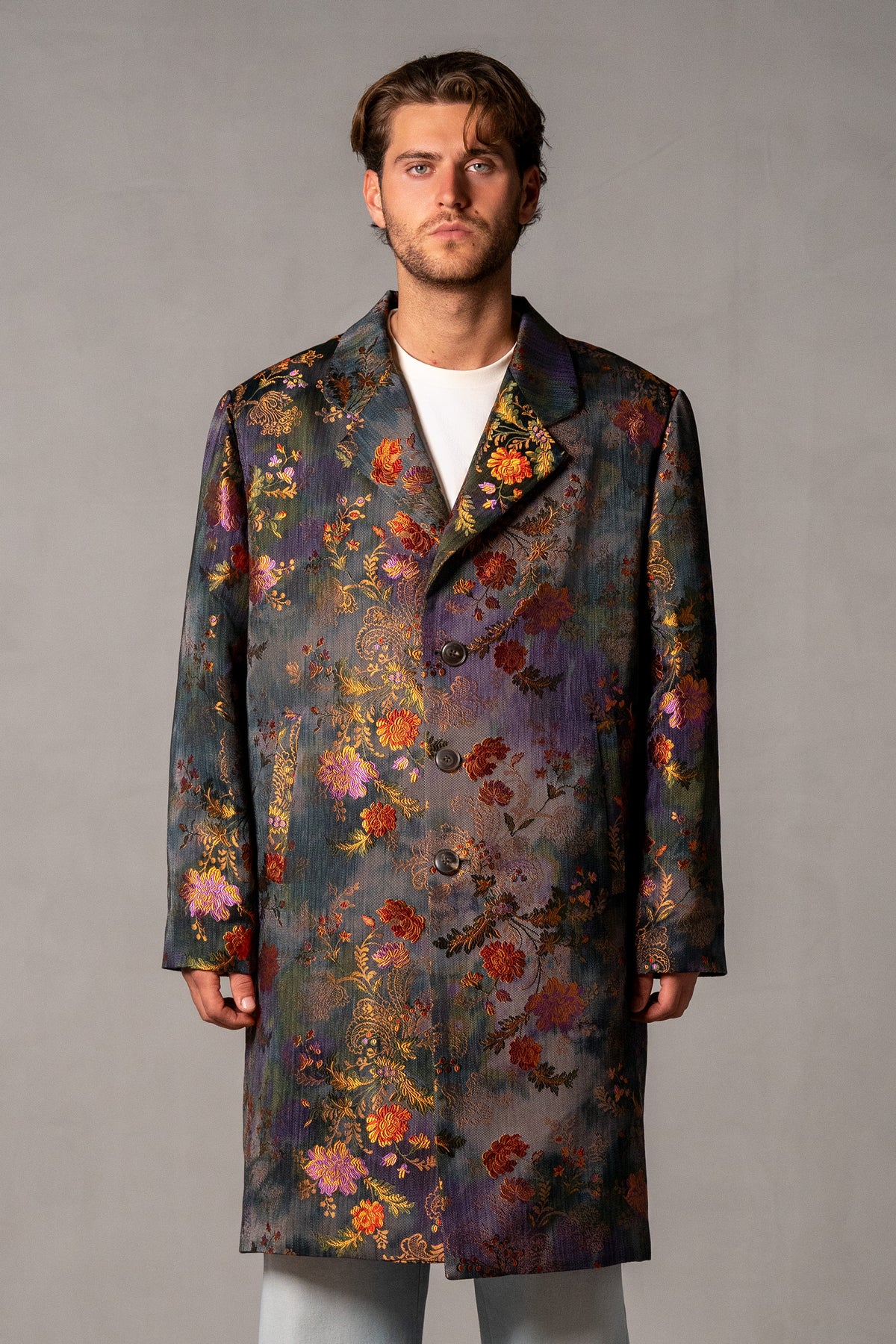 Herren Mantel mit japanischem Blumen-Jacquard – Blumenmuster, Vorderansicht