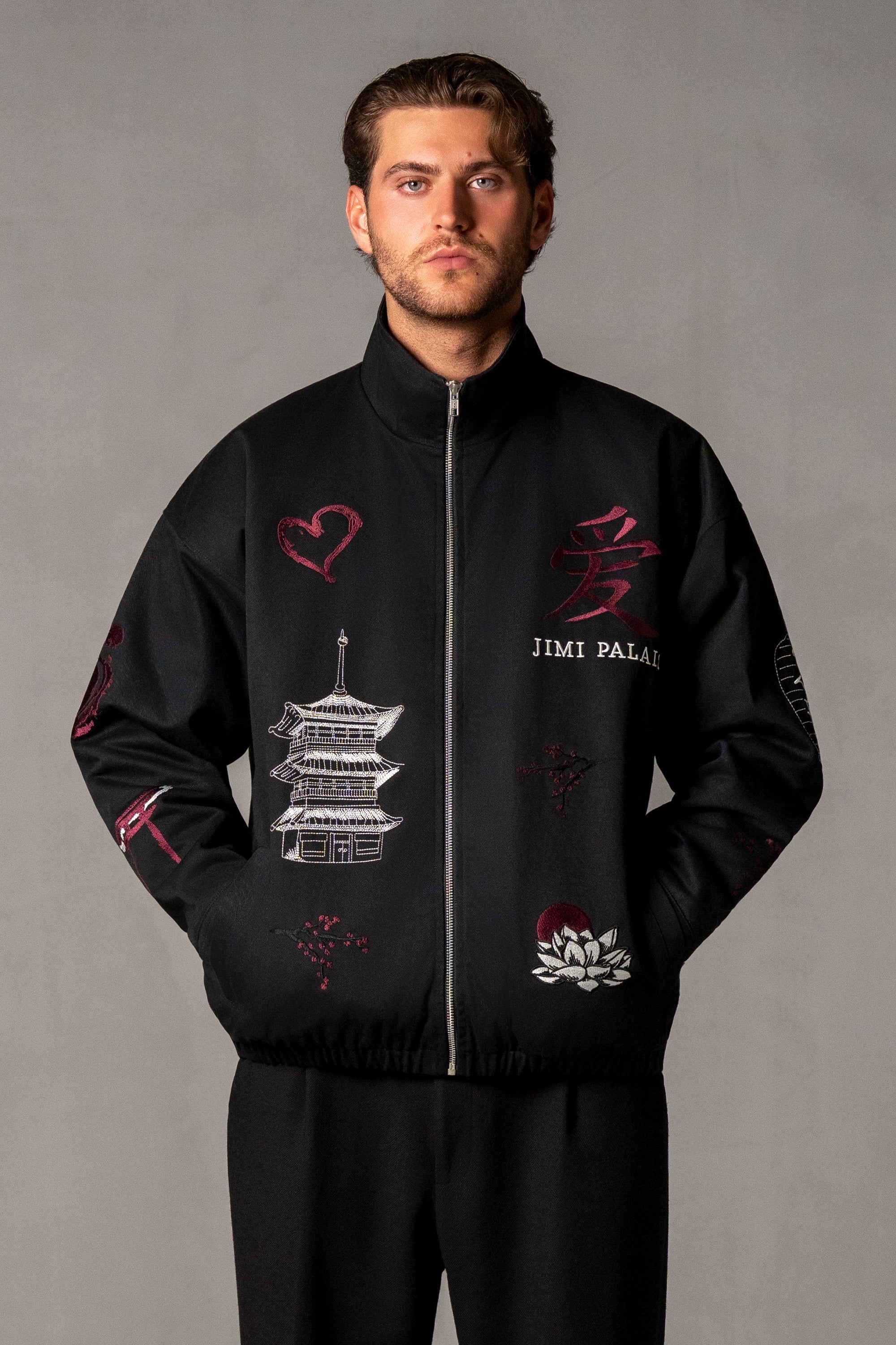 Herren Jacke mit japanischen Stickereien – Schwarz, Vorderansicht