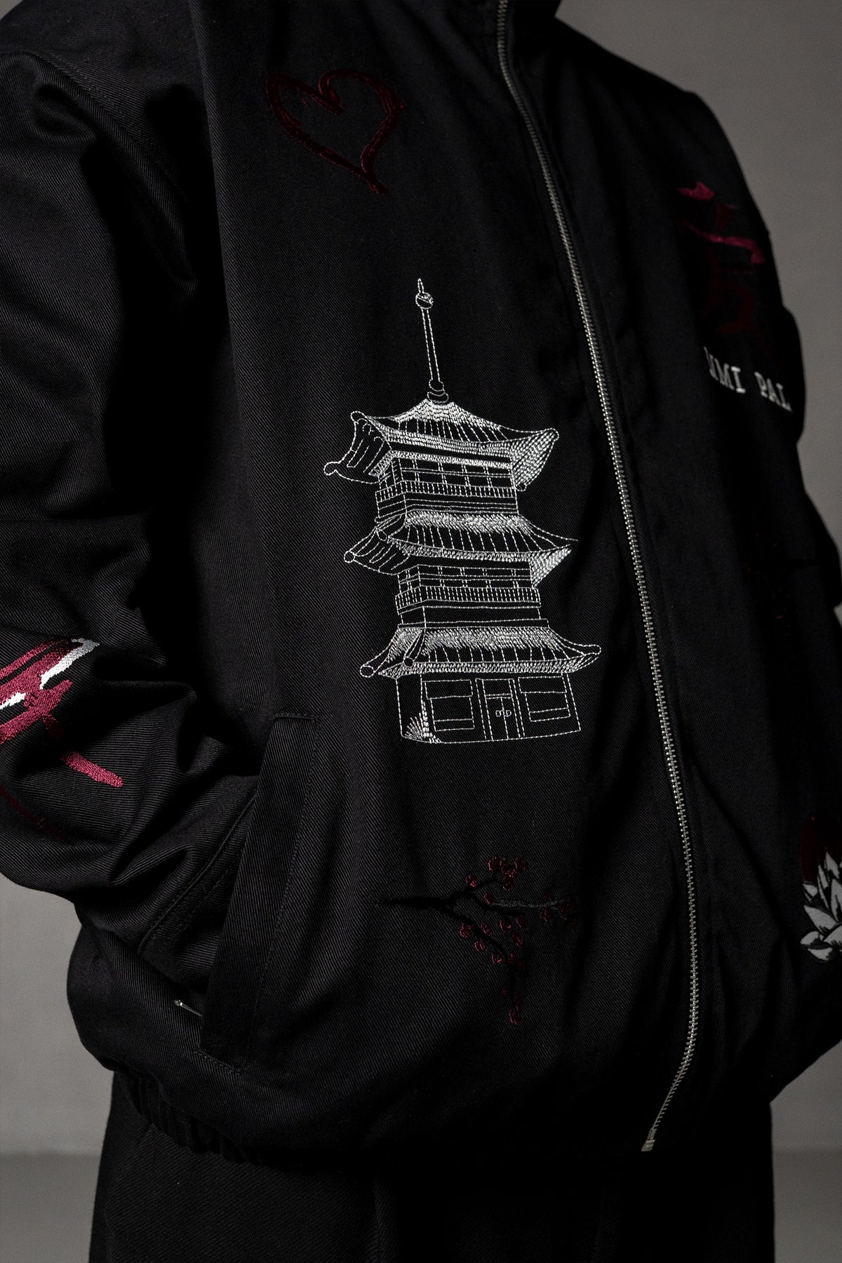 Herren Jacke mit japanischen Stickereien – Schwarz, Detail