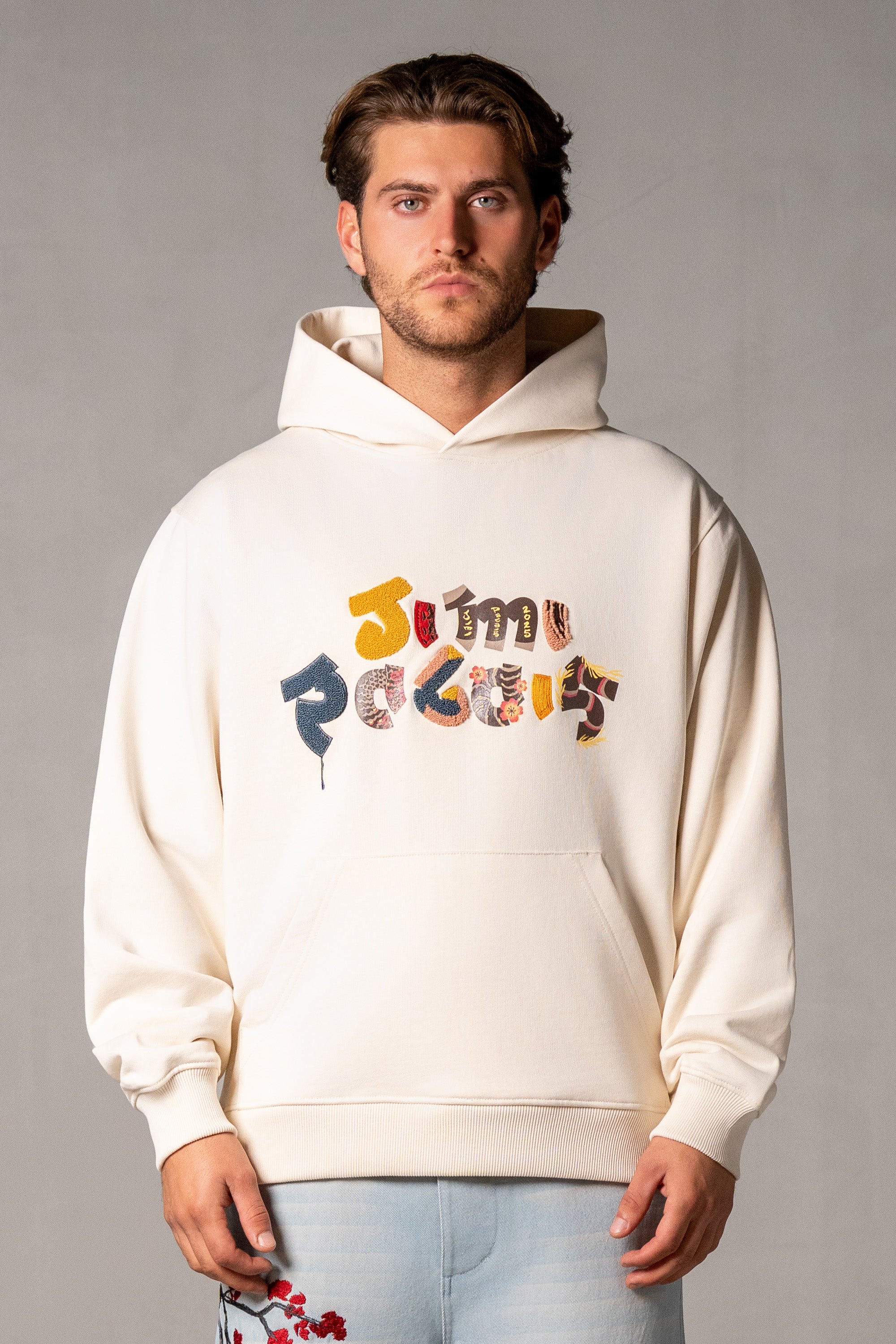 Herren Hoodie Beige mit JIMI PALAIS Mixed-Technik-Logo – Beige, Vorderansicht