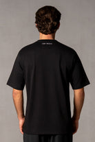 Herren T-Shirt mit JIMI PALAIS Monogramm – Schwarz, Rückansicht