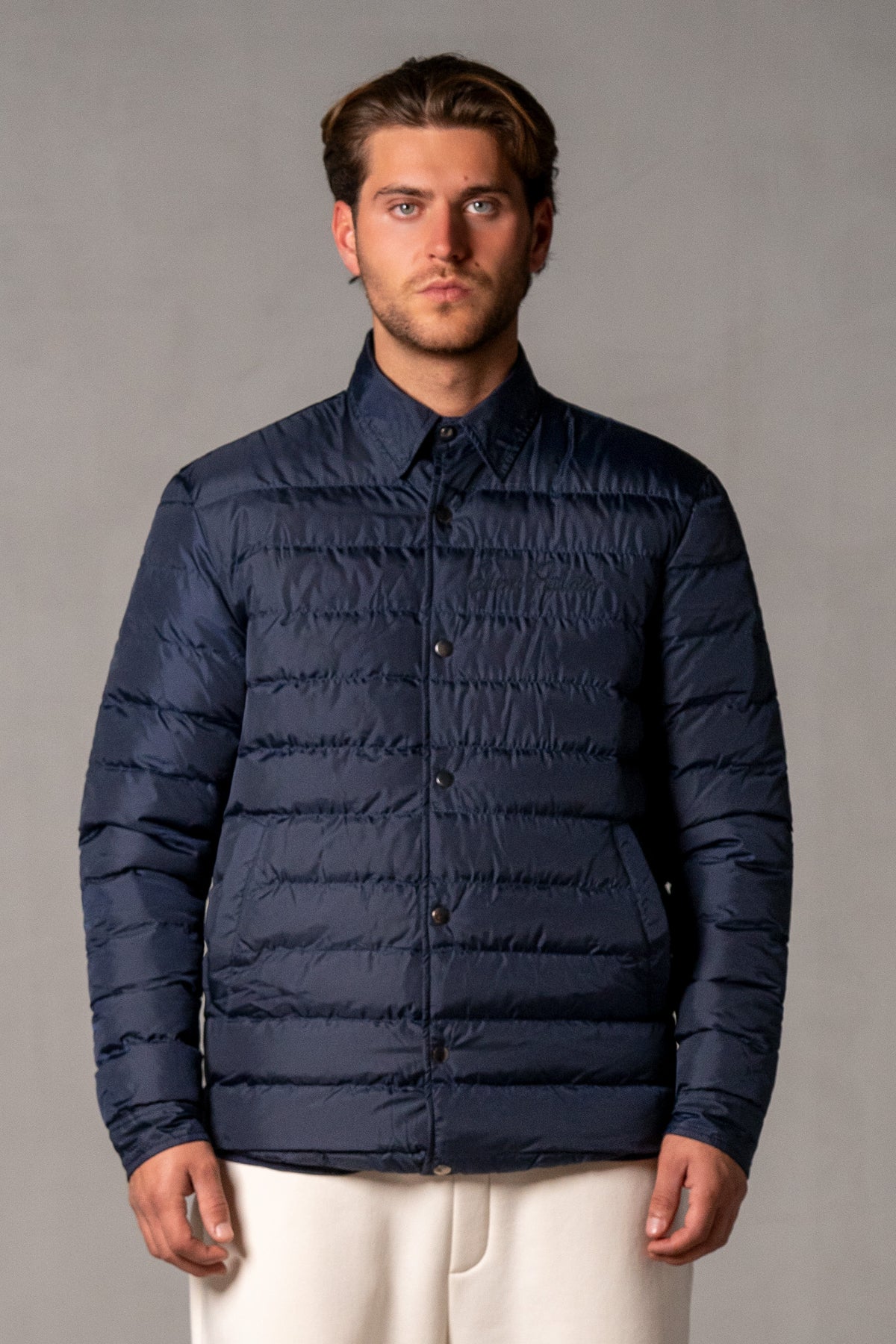 Herren Pufferjacke Dunkelblau mit JIMI PALAIS Stick – Dunkelblau, Vorderansicht