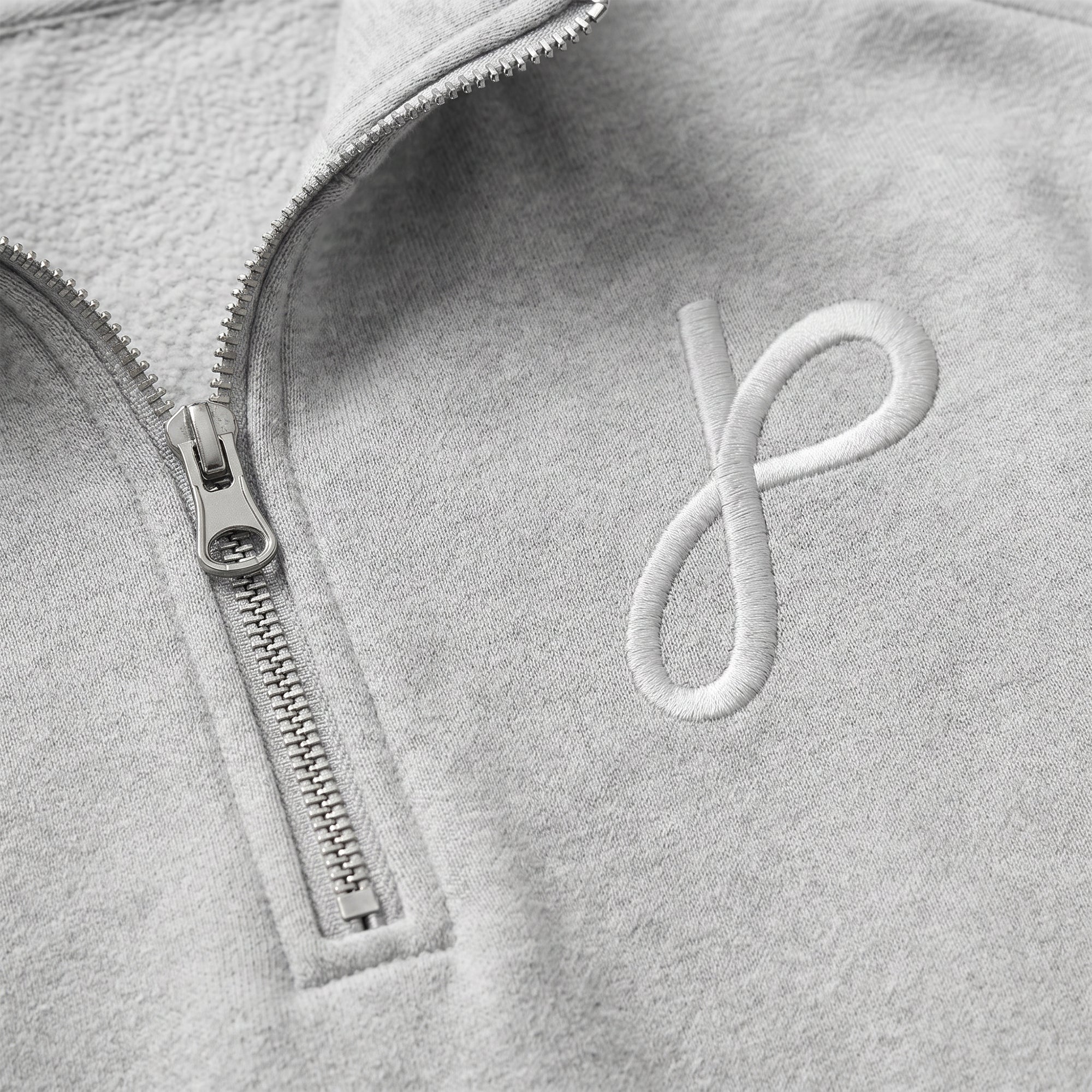 Sweater mit Reißverschluss und J Monogramm Stickerei