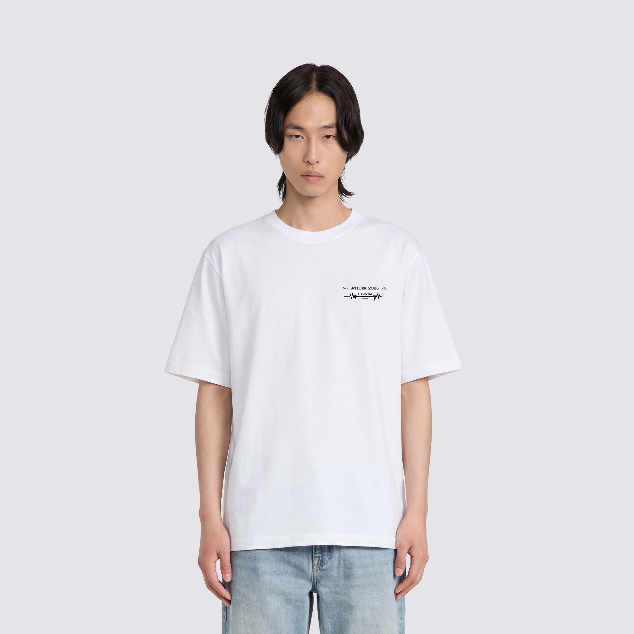 Oversized T Shirt mit kleinem Brustprint und Graffiti Rückenprint