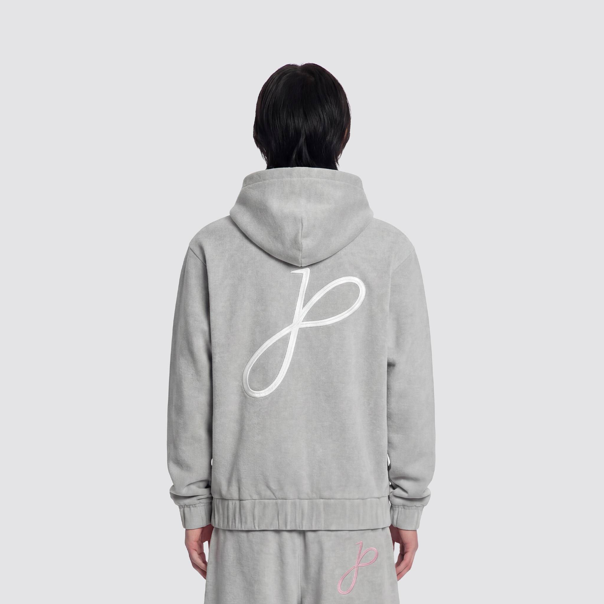 Hoodie mit J Monogramm vorne und großem Print auf der Rückseite