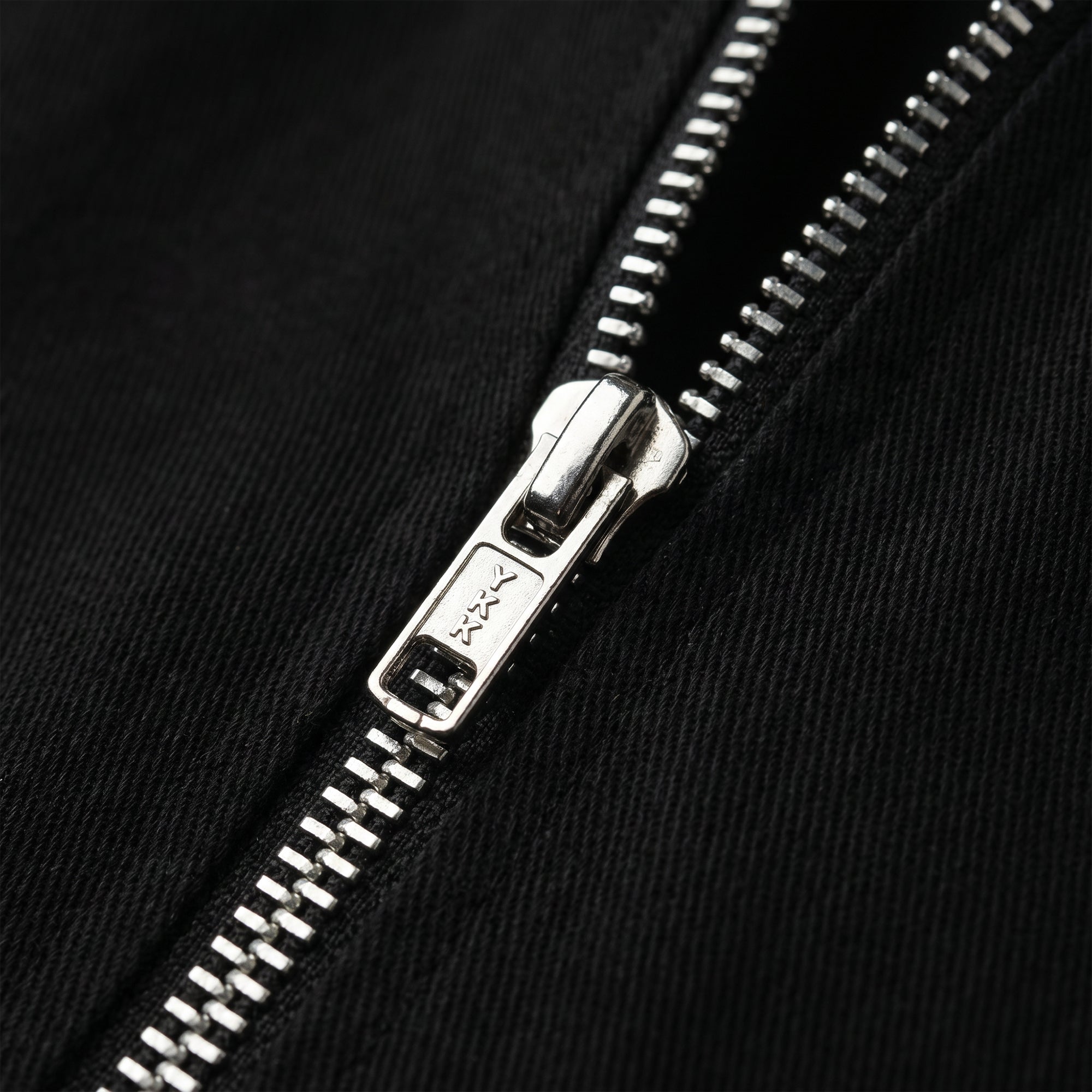 Halfzip Sweatshirt mit Reißverschluss und Racing Patches auf der Vorderseite