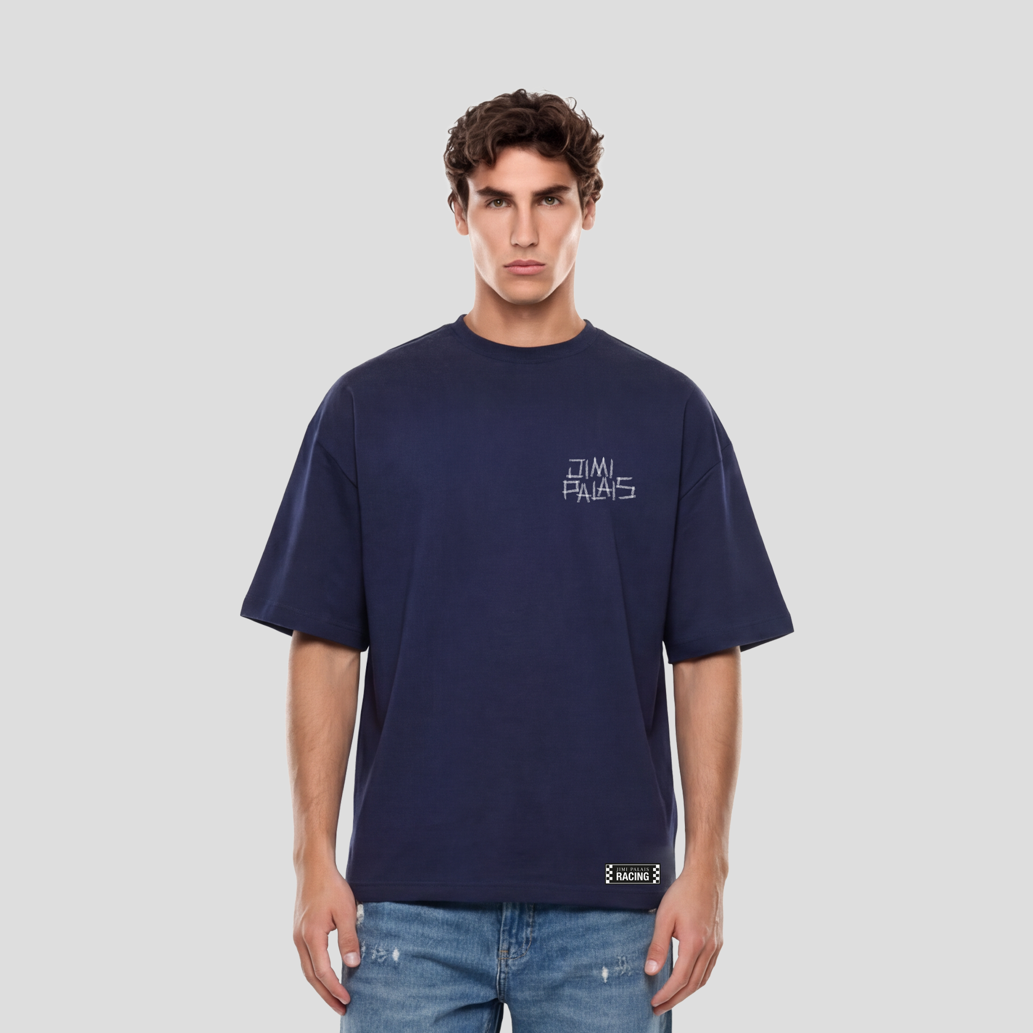 T-Shirt mit Reifenspuren-Backprint, JIMI PALAIS Textmotiv auf Rücken und Brust sowie Patch-Label auf der Vorderseite