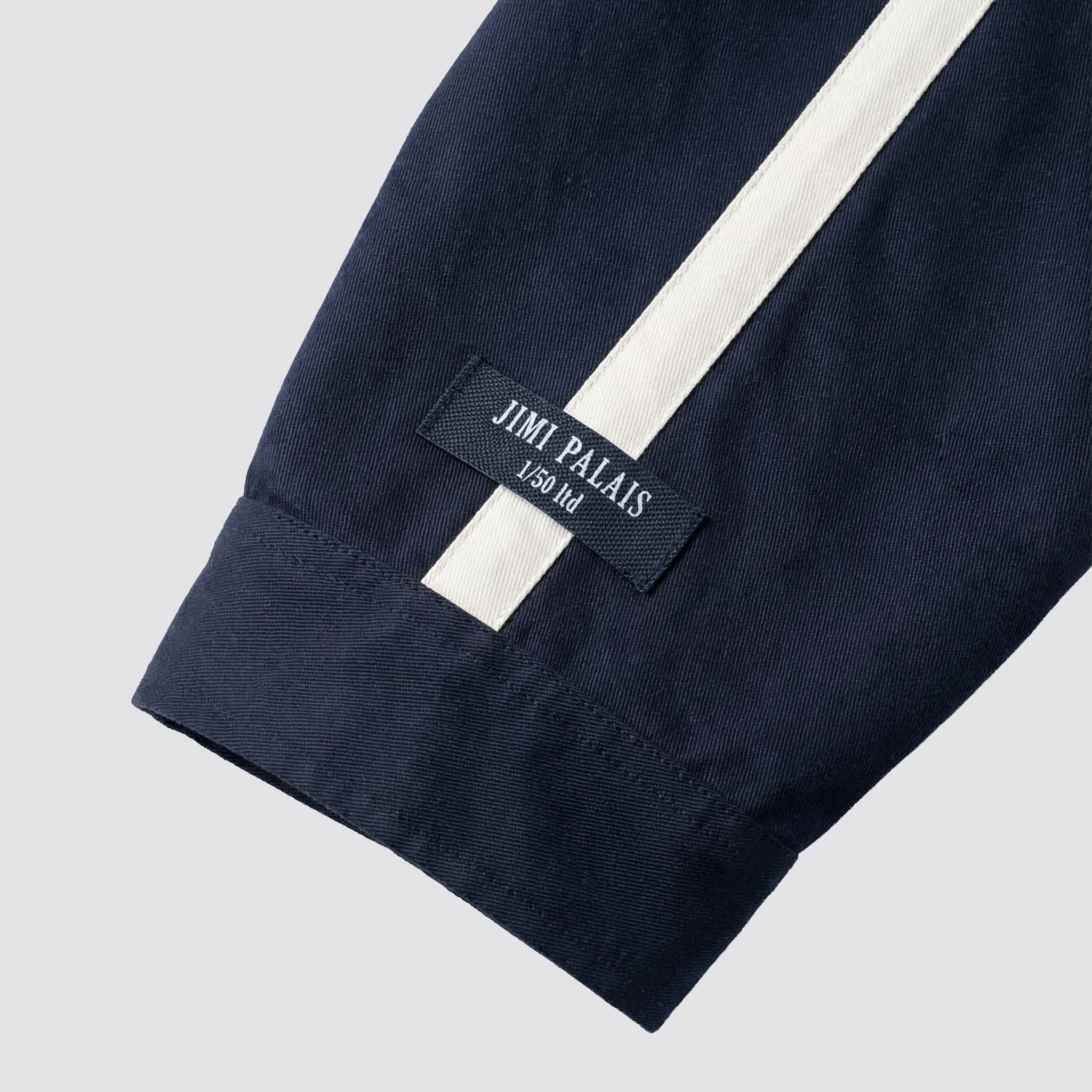 Hochwertige Stickerei „Jimi Palais“