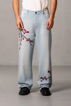 Herren Jeans Hellblau mit Japan Applikationen – Hellblau, Vorderansicht