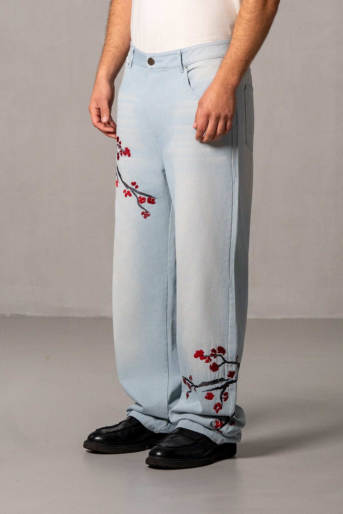 Herren Jeans Hellblau mit Japan Applikationen – Hellblau, Seitenansicht