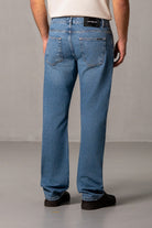 Herren Jeans Blau mit JIMI PALAIS Monogramm-Patches – Blau, Rückansicht